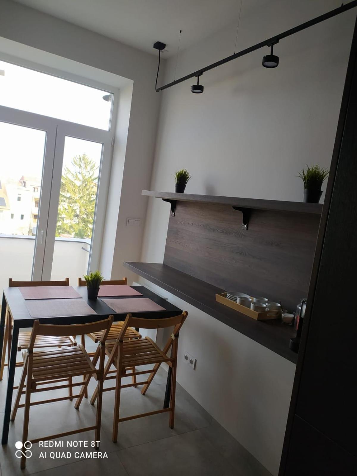 Soukromy Pokoj V Tripokojovem Byte - Private Room In Three Room Flat Brno Exterior foto